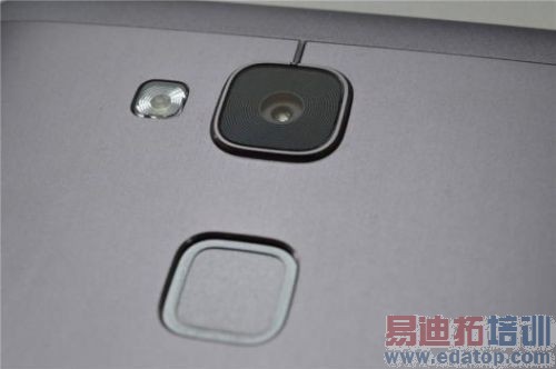 ��ΪMate7���⣺���������Ѽ��� ����MX4 Pro��αȣ�