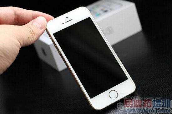 ����������ΪMate 7���� ��ǿ�»������ޣ�Χ������MX4 Pro