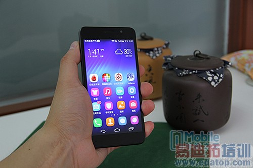 ����콢�ܷ�ʮǿ��С��4��ѷ��ΪMate7 MTK������MX4����