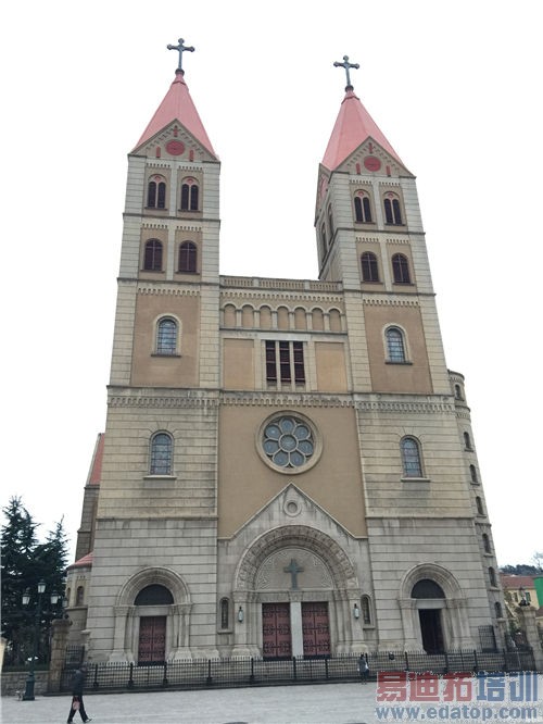 ��ΪMate7�Ա�iPhone6 Plus����˼о���� ����ȫ�����Ծ�