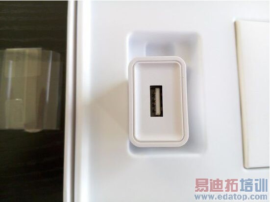 ��ħ i9s �����Ϊ233.8 x 145.7 x 8.55 mm����510�ˡ�