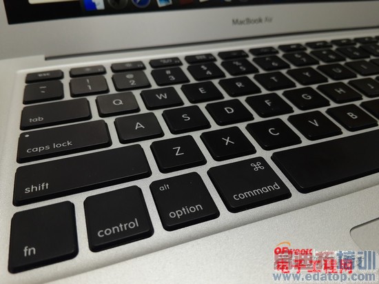 ����MX4 Pro�ռ�����+��⣺�Լ۱��걬Mate7/iPhone6