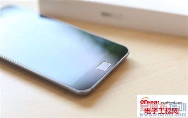 ����MX4 Pro����ͼ�ͣ��Ա�MX4 ��Pro�������ͼ�飩