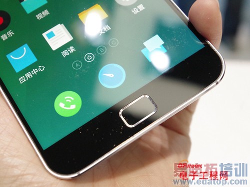 ����MX4 Pro�ԱȻ�ΪMate7��ϸ���⣺���콢�Ծ�С��4����