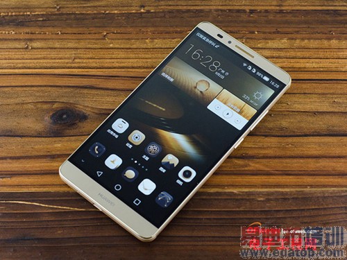 ����MX4 Pro�ԱȻ�ΪMate7��ϸ���⣺���콢�Ծ�С��4����