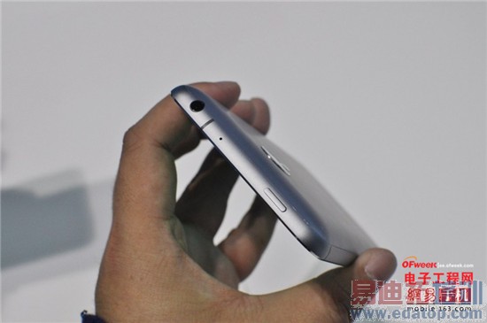 ����MX4 Pro�Ա�MX4�������+ͼ�ͣ�С��4/Mate7������Ǻã�