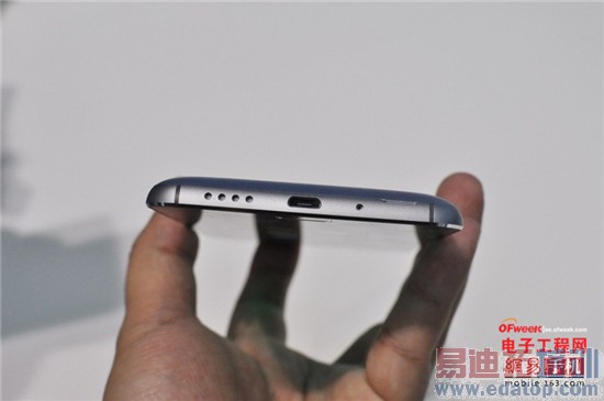 ����MX4 Pro�Ա�MX4�������+ͼ�ͣ�С��4/Mate7������Ǻã�