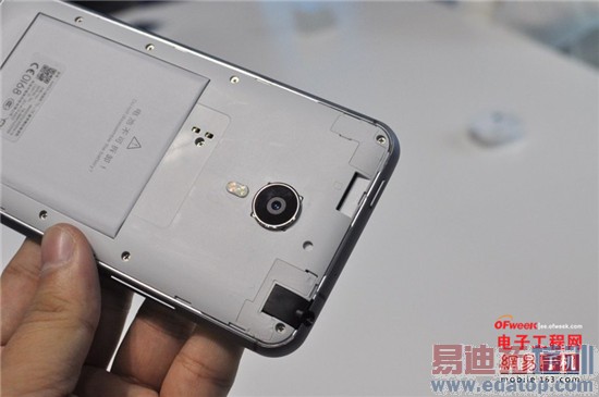 ����MX4 Pro�Ա�MX4�������+ͼ�ͣ�С��4/Mate7������Ǻã�