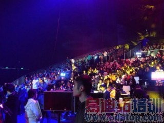 ����MX4 Pro������ͼ��ֱ�����걬Mate7 3199���棿