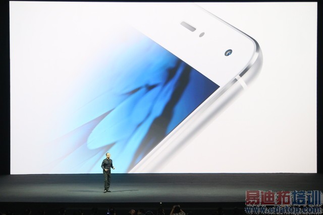 ����MX4 Pro������ͼ��ֱ�����걬Mate7 3199���棿