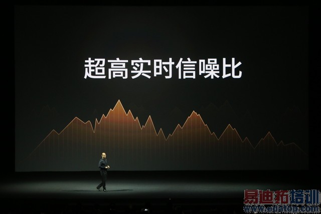 ����MX4 Pro������ͼ��ֱ�����걬Mate7 3199���棿