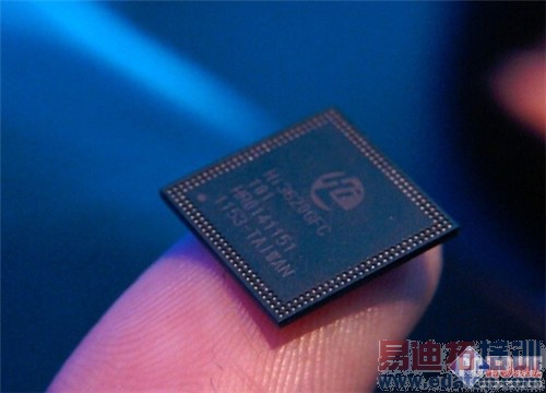 ��Ϊ��˼/ȫ־/��о΢�ռ�PK ����оƬ�ļ�ǿ��