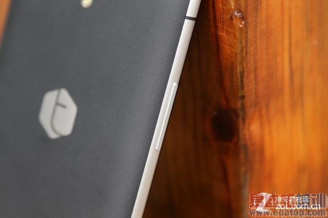 takeeȫϢ�ֻ�������飺����MX4 Pro/��ΪMate7������