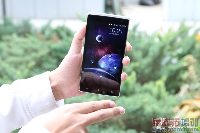 takeeȫϢ�ֻ�������飺����MX4 Pro/��ΪMate7������