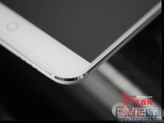 ����MX4�Ա�С��4���⣺��ʲô�ѻ�MX4 Pro��