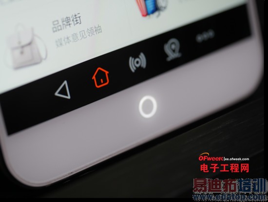 ����MX4�Ա�С��4���⣺��ʲô�ѻ�MX4 Pro��