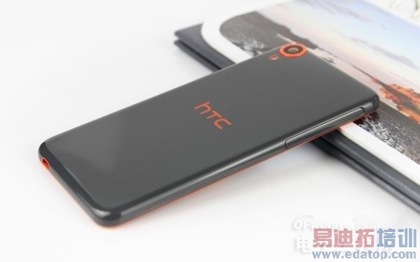 �̵�2000Ԫ���¸��Լ۱�4G�����ֻ� ��ֵ��ӵ�У�