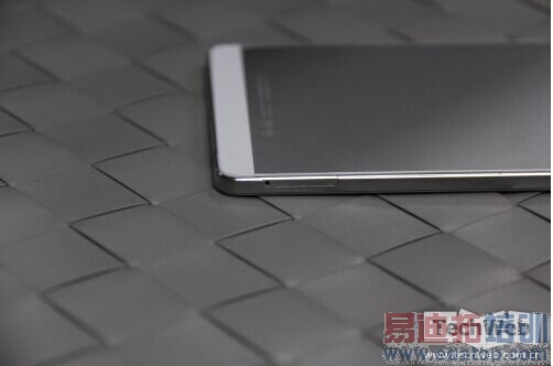 比iPhone 6更大更薄 OPPO R5超薄手机评测