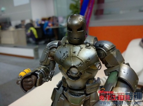 ����MX4 Pro�Ա�С��4����̽�أ�С��5/MX5˭��ֵ���ڴ��������ع⣩