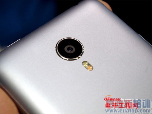 ����MX4 Pro�Ա�С��4����̽�أ�С��5/MX5˭��ֵ���ڴ��������ع⣩