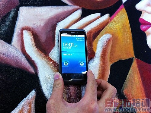 CES�ֻ��Ľ�ʱ���գ�оƬ���������� Ʒ�ƴ�Ѫ