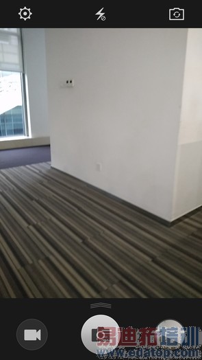 ���ս���