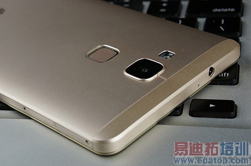 ��ΪMate7��������֣��߶˾������ԣ�