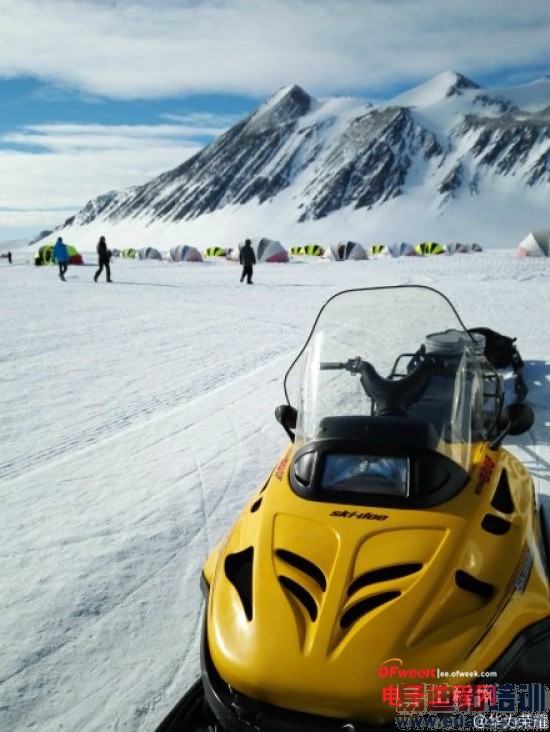 ��Ϊ��ҫ6 Plus�����ῴ��ǰհ����Ϯ����MX4 Pro/iPhone6�ĵ������ڣ�