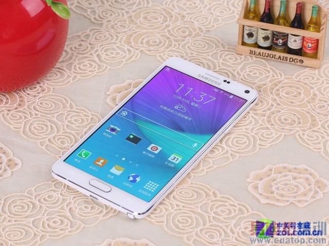 �ܷ�һ��ȥ��iPhone6 Plus ����MX4 Pro���������ֻ����֡���ͼ��