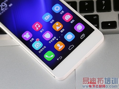 荣耀6 Plus/魅族MX5谁更有戏?MX4 Pro对比荣耀6评测探秘(附曝光)