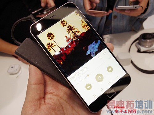 荣耀6 Plus/魅族MX5谁更有戏?MX4 Pro对比荣耀6评测探秘(附曝光)