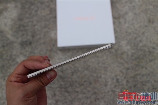 ����MX4 Pro�Ա�vivo X5Max���⣺Hifiʵ���ļ�ǿ������ͼ�ͣ�