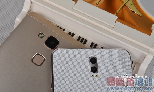 ��ΪMate7�Աȿ��ɲ������⣺��Phone�Ծ�