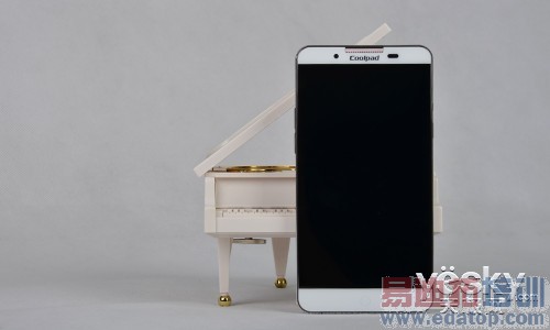 ��ΪMate7�Աȿ��ɲ������⣺��Phone�Ծ�