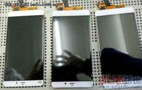 ӭսMX5С��5�򽫵�¼2015 CES ��ΪP8������󣨸��ع⣩