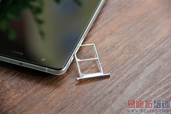 ����nubia Z7���ͼ�ͣ�3456Ԫ����������ǿ��