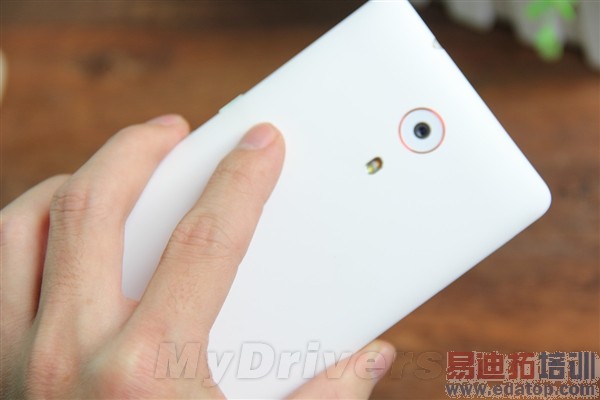 ����nubia Z7���ͼ�ͣ�3456Ԫ����������ǿ��