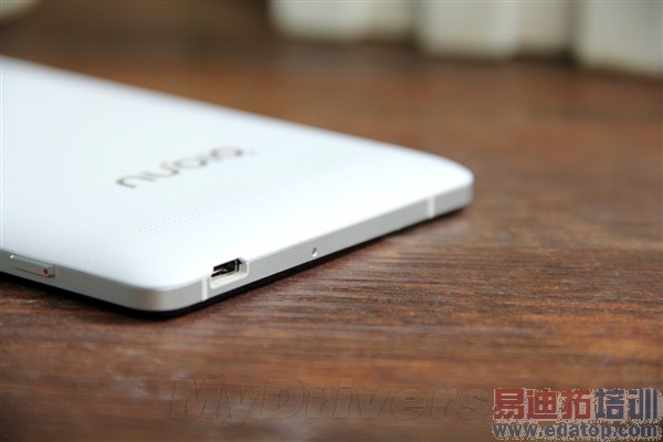 ����nubia Z7���ͼ�ͣ�3456Ԫ����������ǿ��