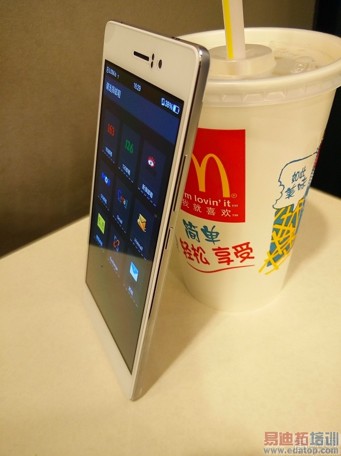 �����ܷ���ڳ���OPPO R5 ʹ������