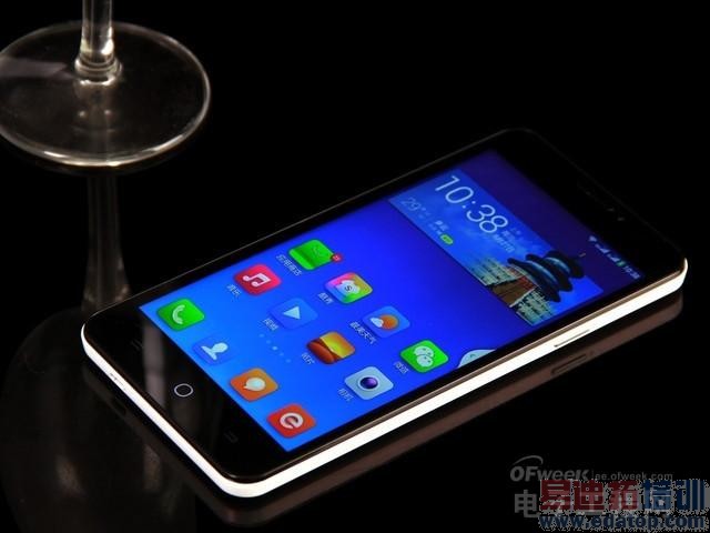 ս��׷ɣ�����MX4 Pro ��Ϊ��ҫ����4X ���ɴ���F2��սƻ������ͼ��