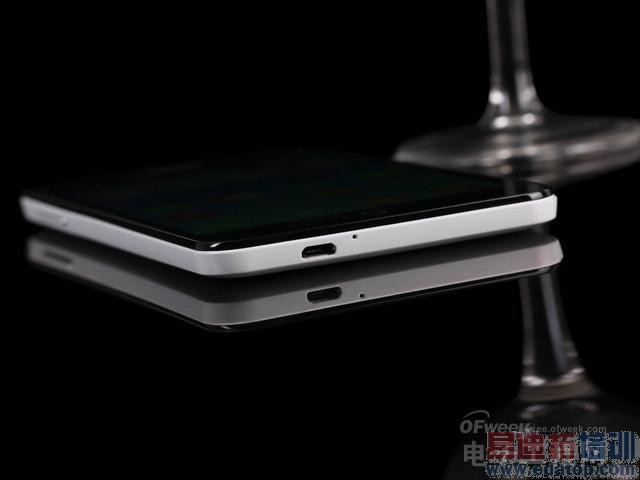 ս��׷ɣ�����MX4 Pro ��Ϊ��ҫ����4X ���ɴ���F2��սƻ������ͼ��