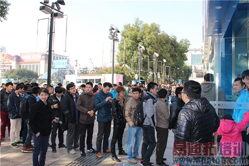 ����MX4 Pro�׷�14���ֳ�ֱ�������������ȳ�����ͼ��