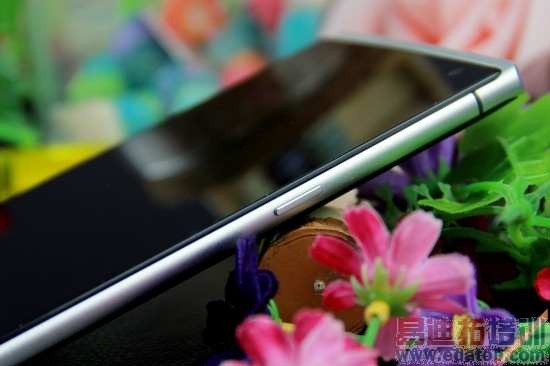 takeeȫϢ�ֻ�������⣺��ɱ����ѷFire Phone������Ƶ��