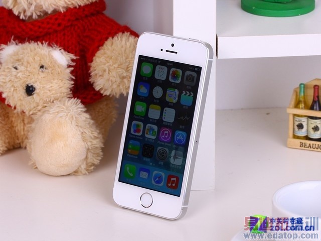 ����MX4 Pro�׷� �۰�iPhone6 Plus�µ�