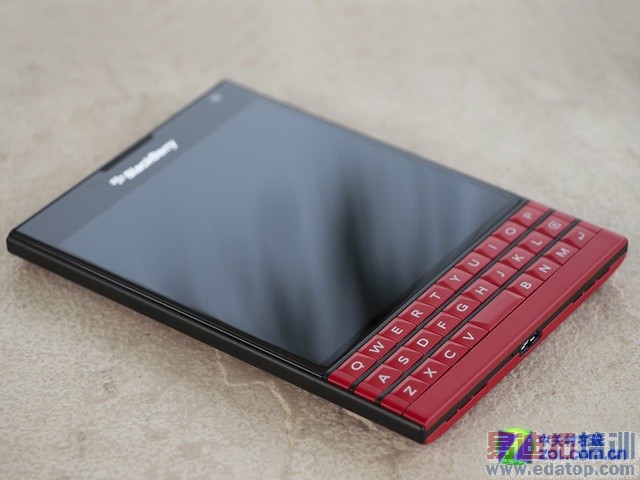 ����MX4 Pro�׷� �۰�iPhone6 Plus�µ�