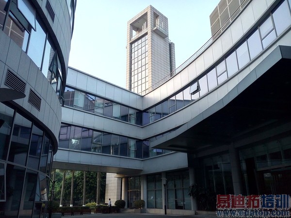 ���ڽ���ȫϢ�ֻ�takee1���⣺�뻪ΪMate7/����MX4 Pro�кβ�ͬ��