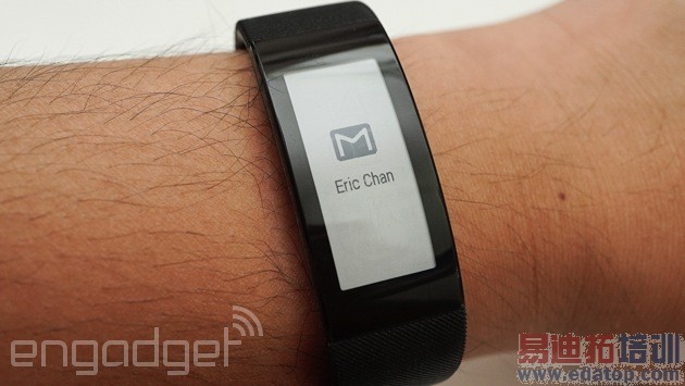 Sony SmartBand Talk E-ink ͨ���ֻ�����