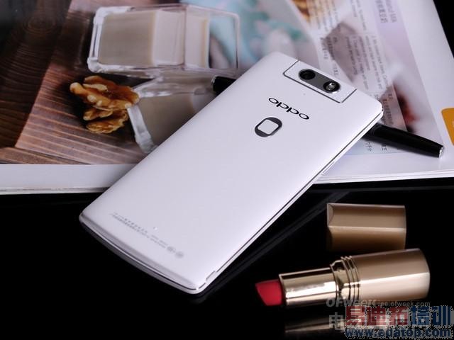 �������MX4 Pro����Ϊ Mate7Я��С��4��������׹����죨��ͼ��