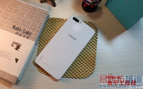 ��Ϊ��ҫ6 Plus������飺��˼