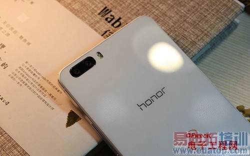 ��Ϊ��ҫ6 Plus������飺��˼